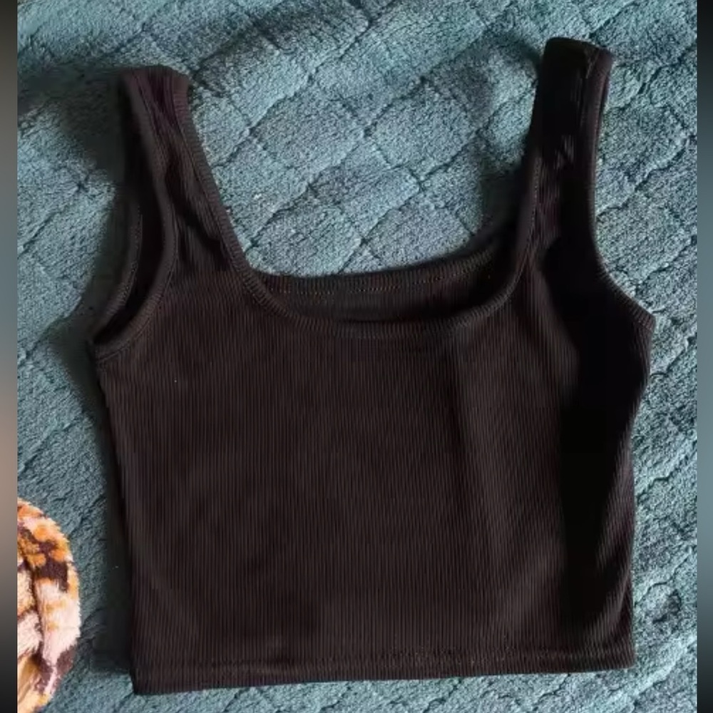 Womens Ribbed Solid Slim Fit Crop Tank Top/Cami/Bralette | NEW!!! 💜💗🩵 - Picture 8 of 15